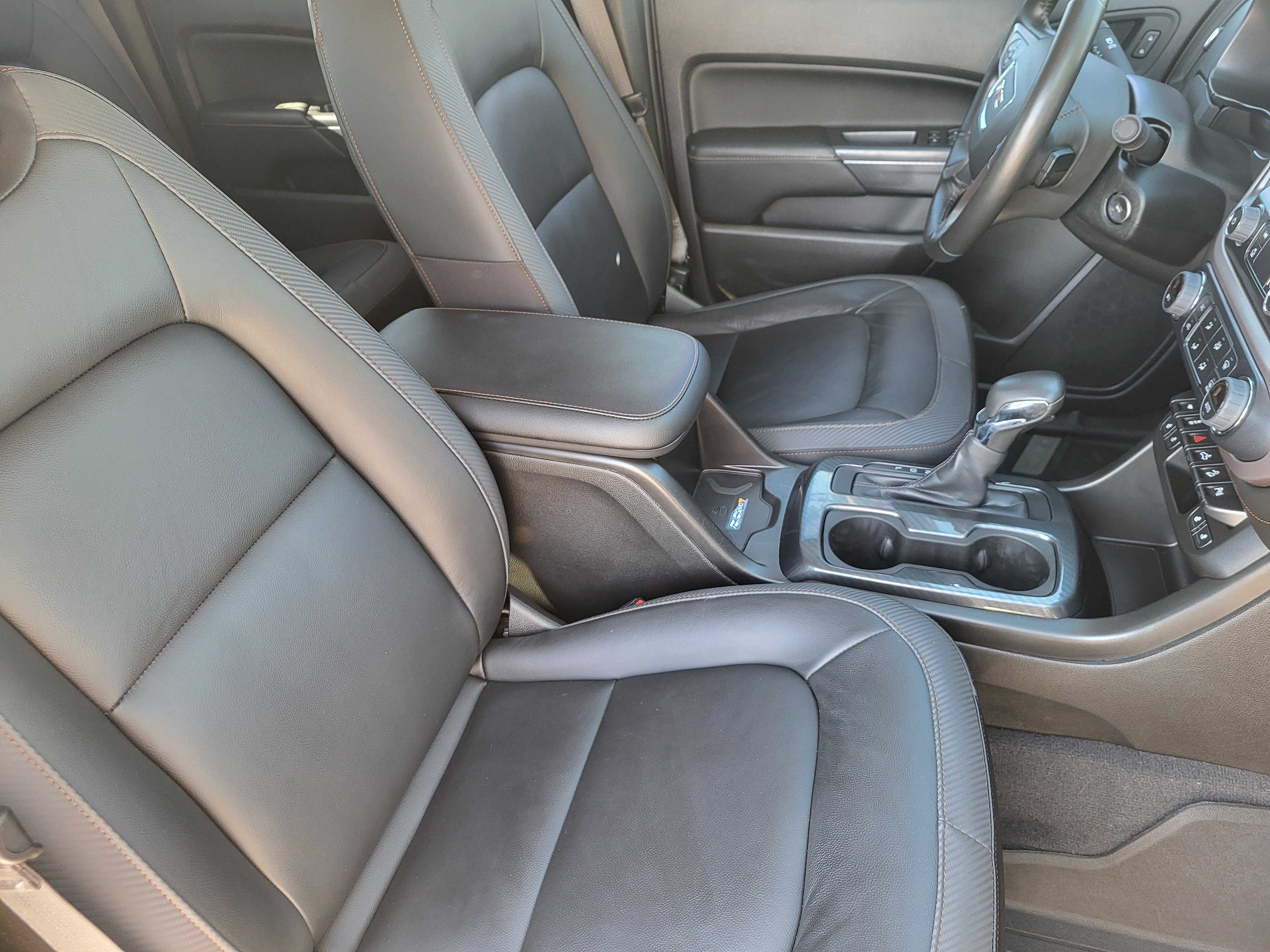 Certified 2022 GMC Canyon AT4 w/ Trailering Package AWD/4WD image 13