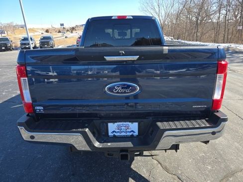 Used 2017 Ford F250 Lariat w/ Lariat Value Package image 11