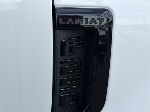 Used 2020 Ford F250 Lariat image 26