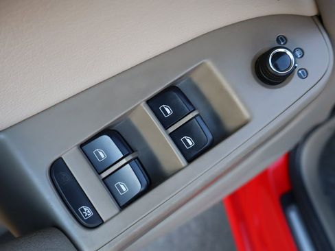 Used 2011 Audi A4 2.0T Premium image 26