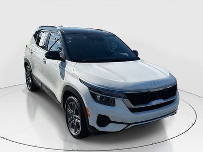 Used 2023 Kia Seltos S w/ Navigation Package