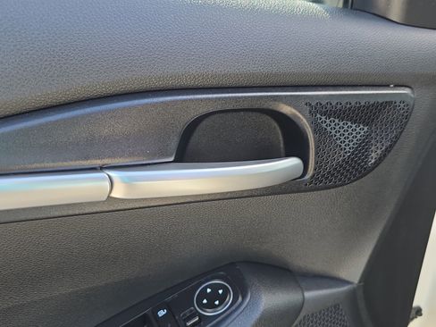 Certified 2021 Kia Seltos LX image 19