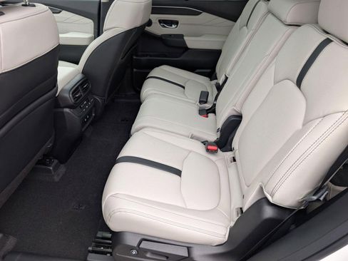 New 2026 Honda Pilot Touring S image 15