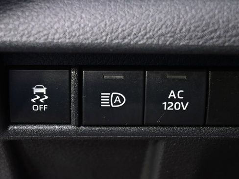 Used 2021 Toyota Sienna XSE w/ XSE Plus Package AWD/4WD image 25