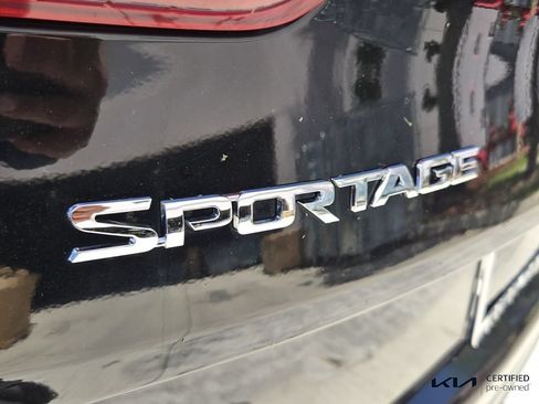 Certified 2022 Kia Sportage LX FWD image 15