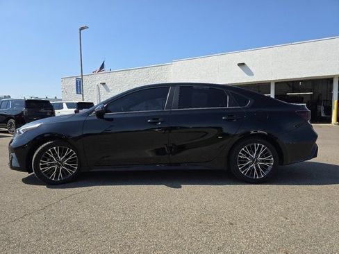 Used 2023 Kia Forte GT-Line w/ GT-Line Technology Package FWD image 18