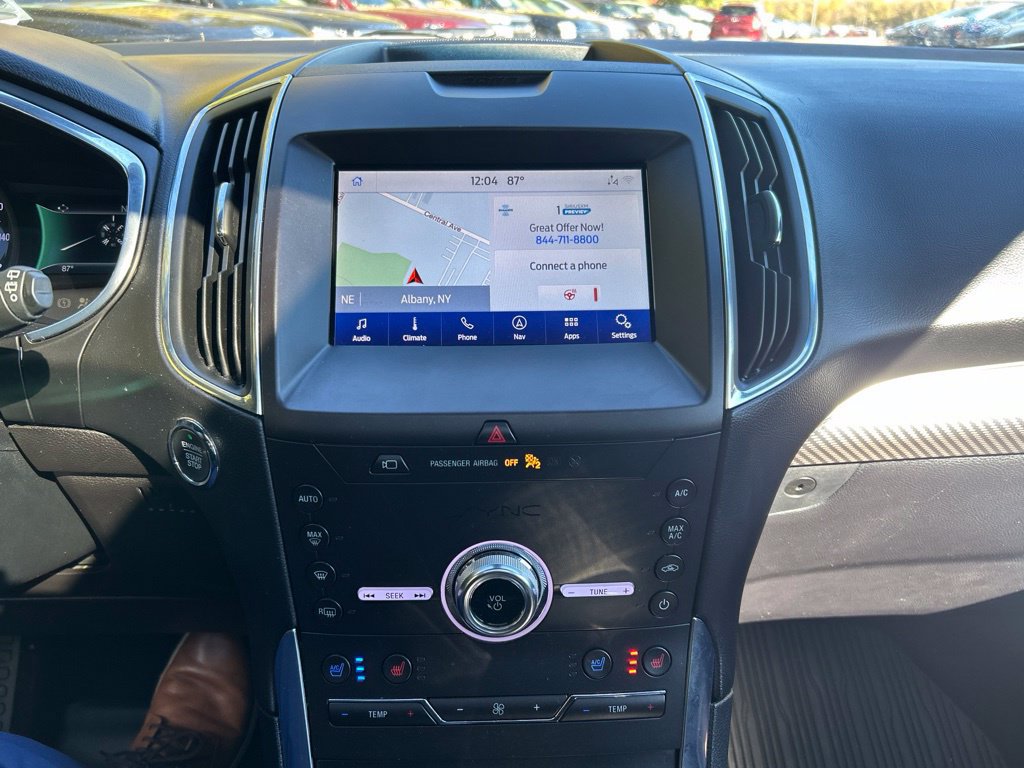 Used 2020 Ford Edge Titanium w/ Equipment Group 301A AWD/4WD image 17