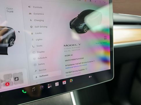 Used 2020 Tesla Model Y Long Range AWD/4WD image 17