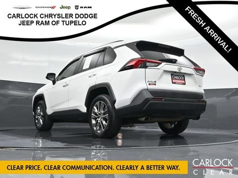 Used 2019 Toyota RAV4 XLE Premium w/ Cold Weather Package FWD image 63