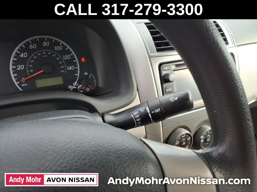 Used 2013 Toyota Corolla LE FWD image 22