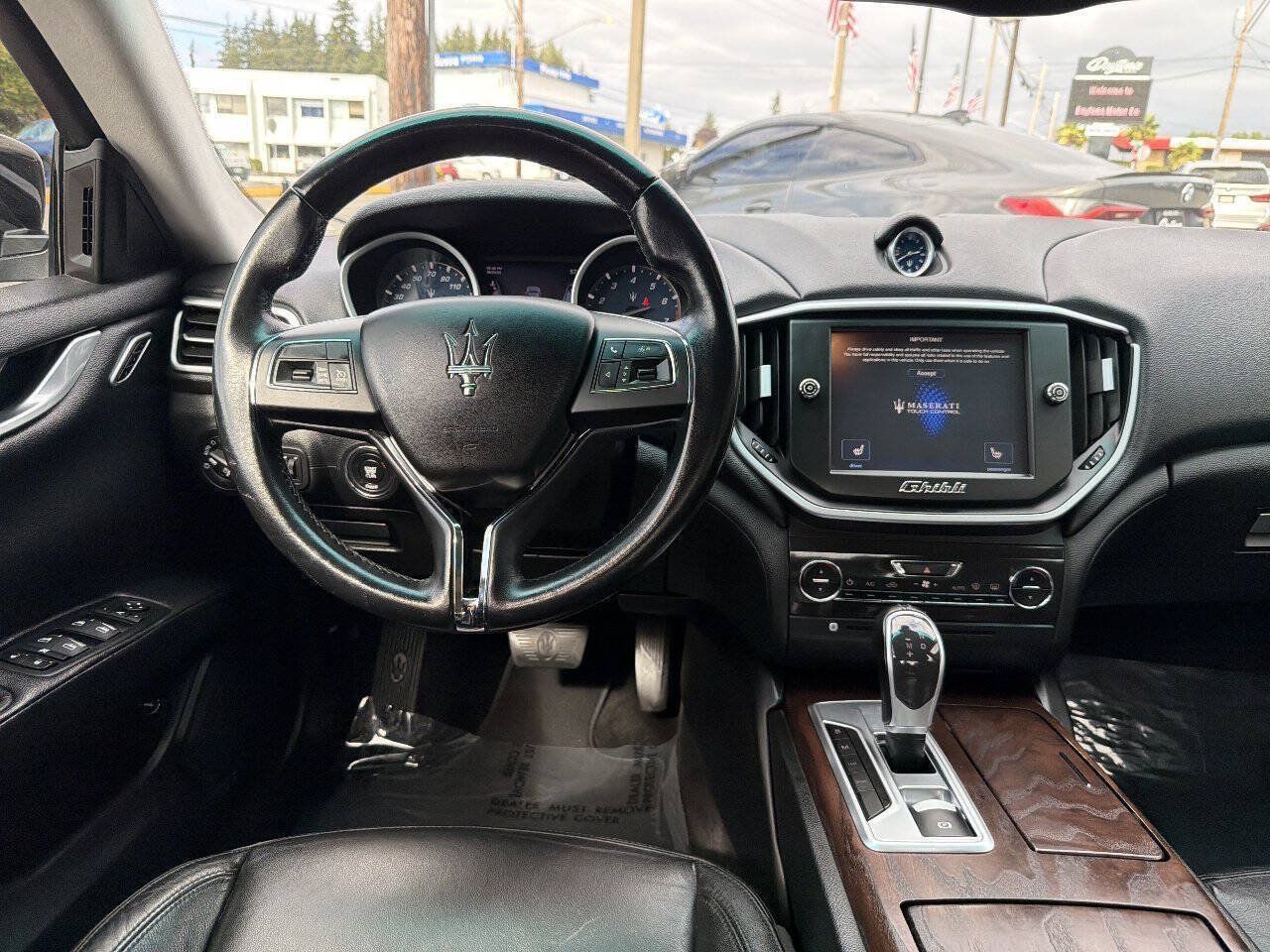 Used 2015 Maserati Ghibli S Q4 AWD/4WD image 26