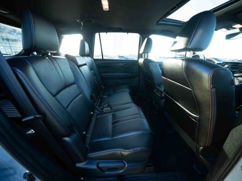 Certified 2024 Honda Passport TrailSport image 25