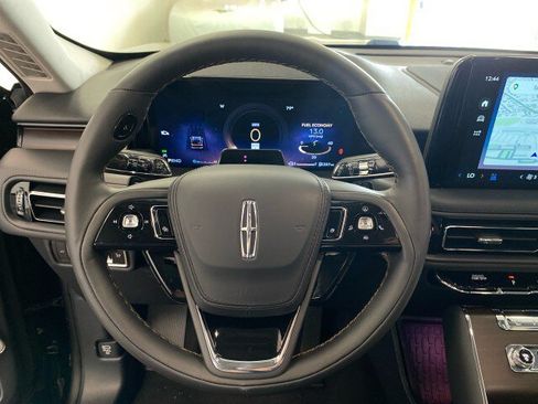 New 2026 Lincoln Aviator Reserve AWD/4WD image 19