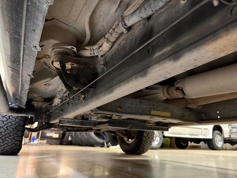 Used 2005 Chevrolet Silverado 2500 LS w/ Heavy-Duty Power Package image 20