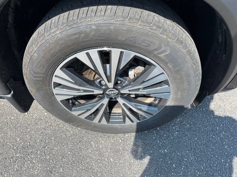 Used 2023 Nissan Rogue SV AWD/4WD image 60