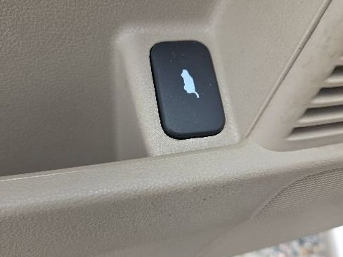 Used 2013 Honda Pilot Touring image 23