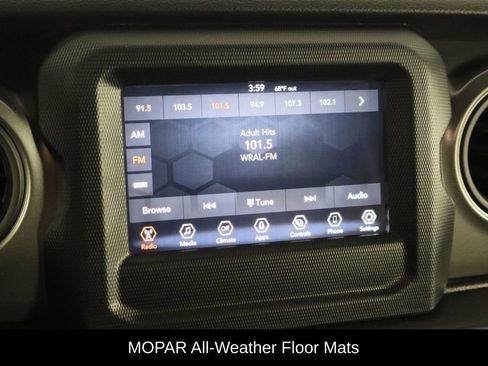 Used 2022 Jeep Wrangler Unlimited Sport image 28