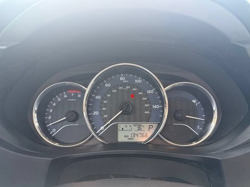 Used 2016 Toyota Corolla LE FWD image 10