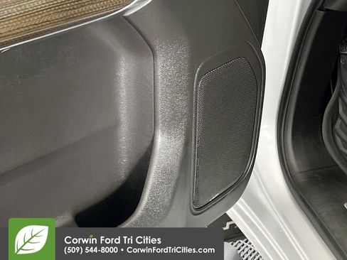 Used 2021 Chevrolet Silverado 1500 LT Trail Boss w/ Bed Protection Package image 13