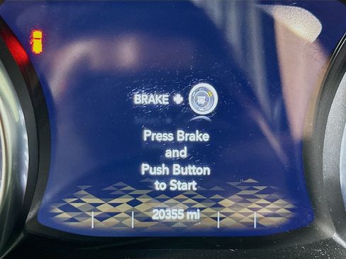 Used 2023 Jeep Wrangler Unlimited w/ Convenience Group AWD/4WD image 18