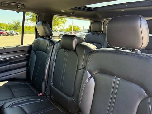 Used 2022 Jeep Wagoneer Series I w/ Convenience Group I RWD image 29