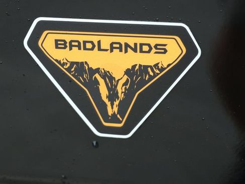 Used 2023 Ford Bronco Sport Badlands AWD/4WD image 9