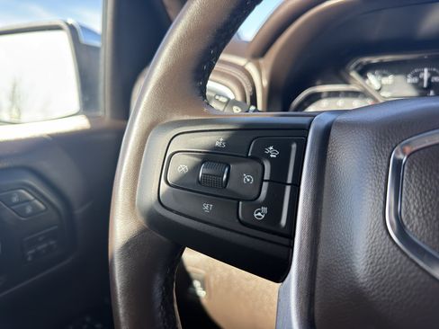 Used 2021 GMC Sierra 1500 SLT w/ SLT Premium Plus Package image 19