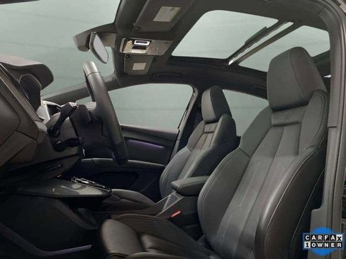 Used 2024 Audi Q4 e-tron Premium Plus w/ Premium Plus image 27