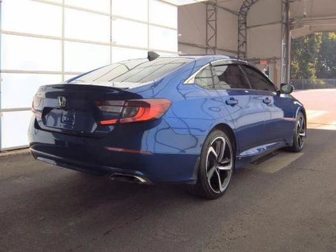 Used 2021 Honda Accord Sport image 3