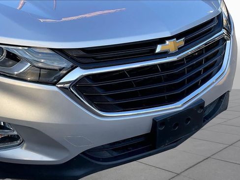 Used 2021 Chevrolet Equinox LT FWD image 27