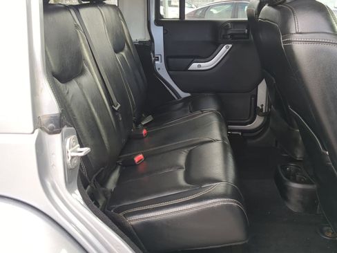 Used 2013 Jeep Wrangler Unlimited Sahara w/ Connectivity Group image 24