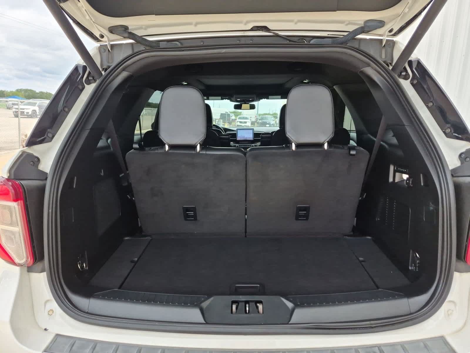 Used 2020 Ford Explorer Limited AWD/4WD image 26