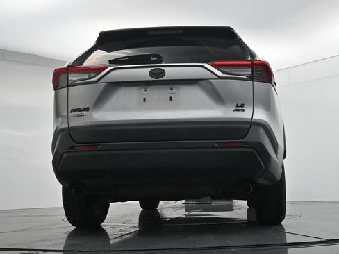 Used 2019 Toyota RAV4 LE w/ All Weather Liner Package AWD/4WD image 21