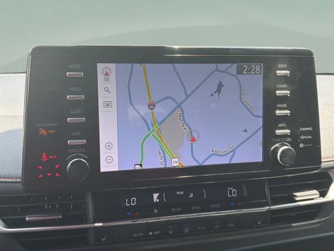 Certified 2023 Toyota Sienna XSE FWD image 10
