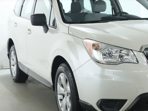 Used 2015 Subaru Forester 2.5i w/ Alloy Wheel Package image 8