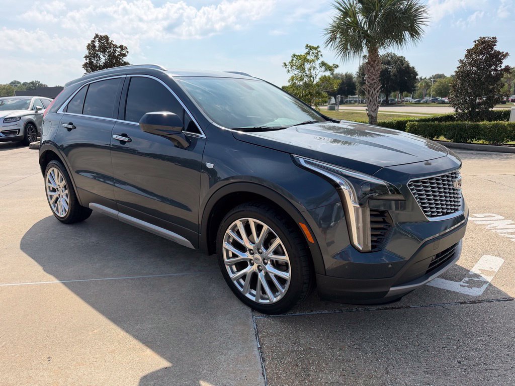 Used 2019 Cadillac XT4 Premium Luxury w/ LPO, Radiant Package FWD image 7
