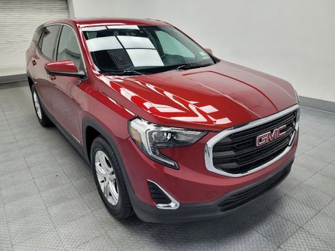 Used 2020 GMC Terrain SLE FWD image 13