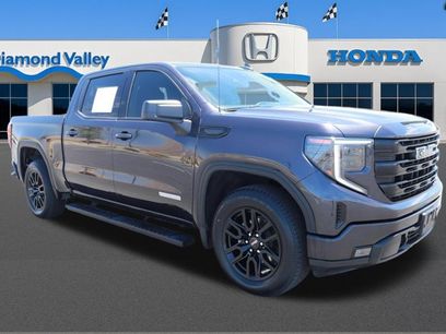 Used 2023 GMC Sierra 1500 Elevation