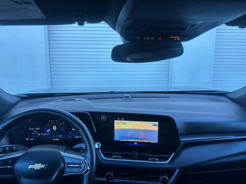 Used 2025 Chevrolet Equinox LT image 33