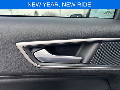 Certified 2024 Ford Edge SEL w/ Convenience Package image 18