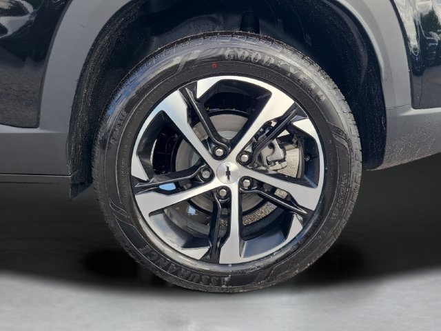 New 2026 Chevrolet Trax RS w/ Driver Confidence Package FWD image 35