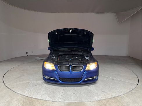 Used 2011 BMW 335i Sedan image 17