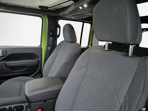 New 2025 Jeep Wrangler Sport S image 32