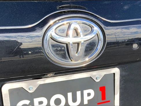 Used 2014 Toyota Highlander Limited Platinum image 9