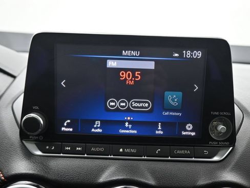 Used 2021 Nissan Sentra SR w/ SR Premium Package FWD image 17