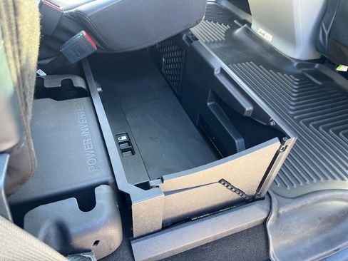 Used 2022 Ford F450 Limited w/ FX4 Off-Road Package image 85