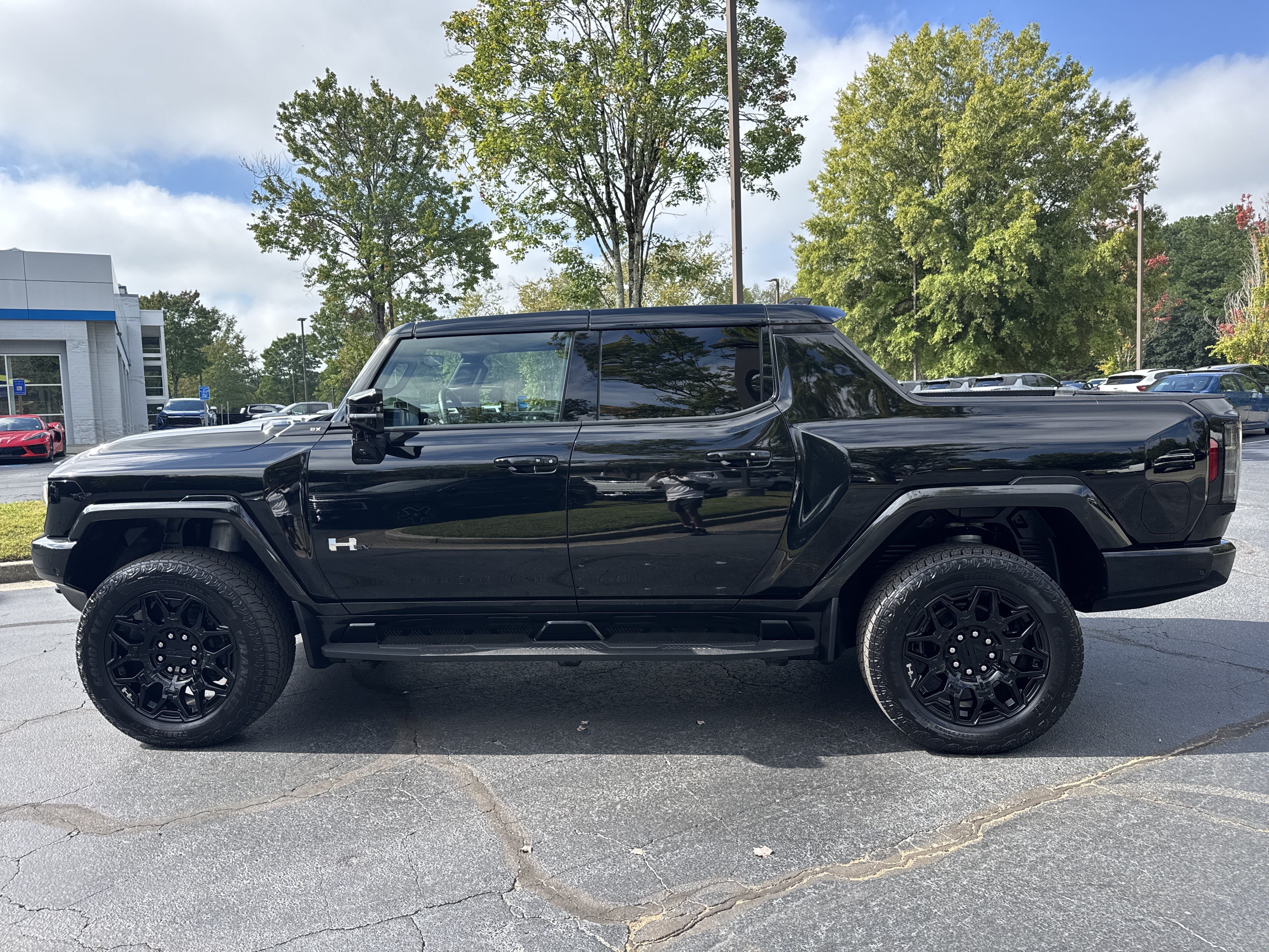 Used 2025 GMC Hummer EV 2X AWD/4WD image 5