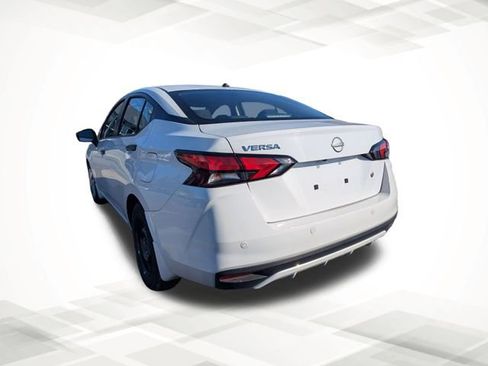Used 2025 Nissan Versa S w/ Trunk Package image 3
