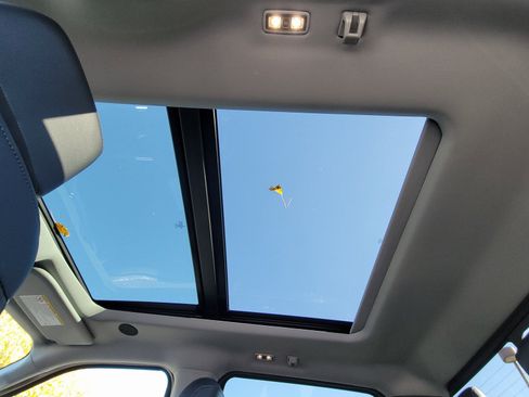 Used 2025 Ford F350 Lariat w/ Lariat Ultimate Package image 13