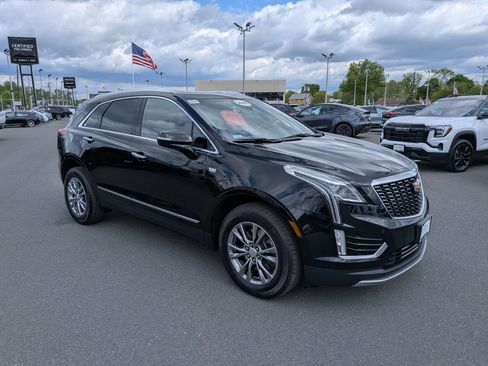 Certified 2023 Cadillac XT5 Premium Luxury image 3